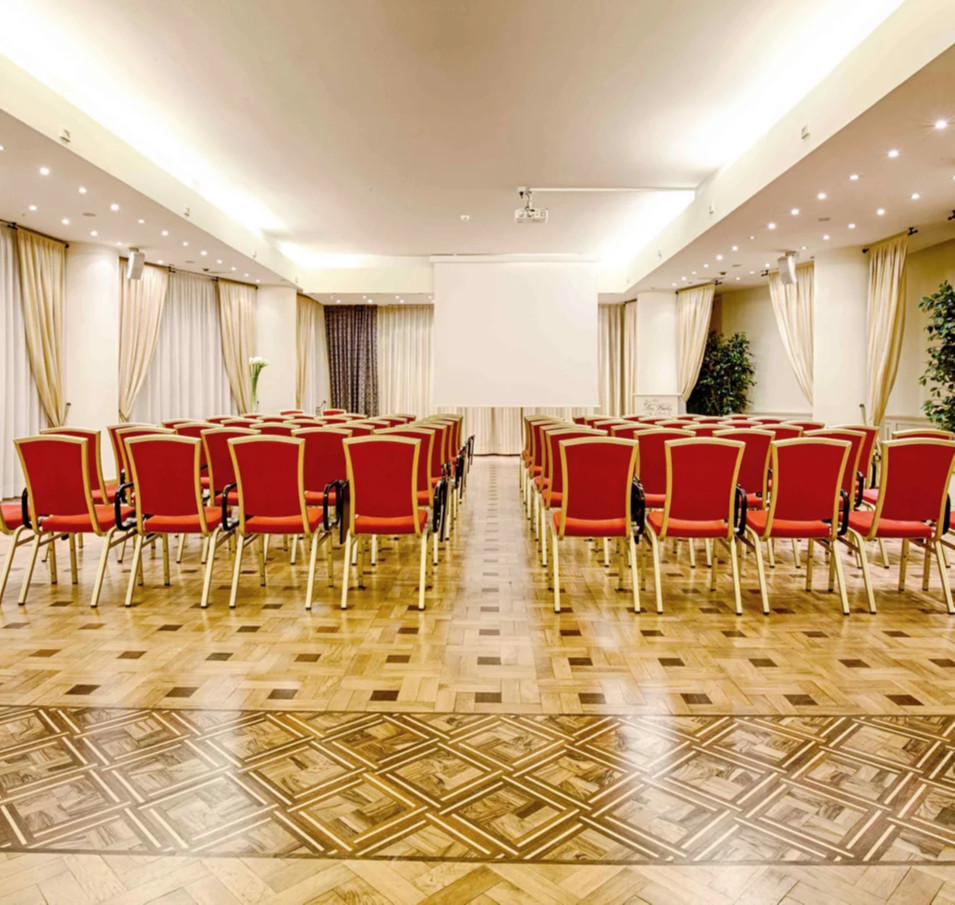 media.SaleMeeting_Strauss_2GrandHotelDesBains_Riccione