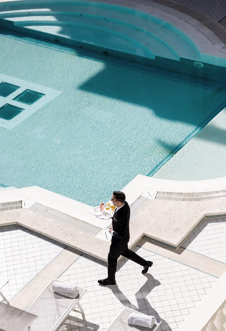 media.Gallery_Piscina_2GrandHotelDesBains_Riccione