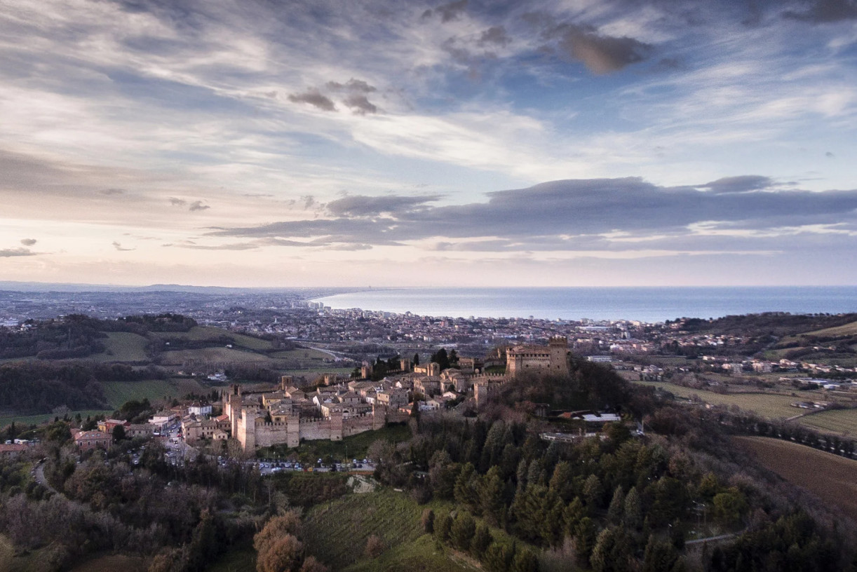 media.Slide_Gradara_1GrandHotelDesBains_Riccione