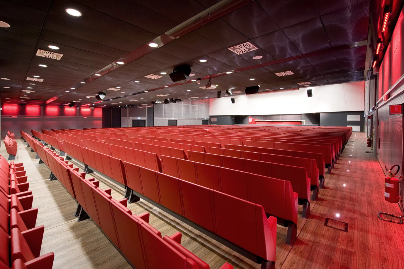 media.Slide_PalacongressiRiccione_1GrandHotelDesBains_Riccione