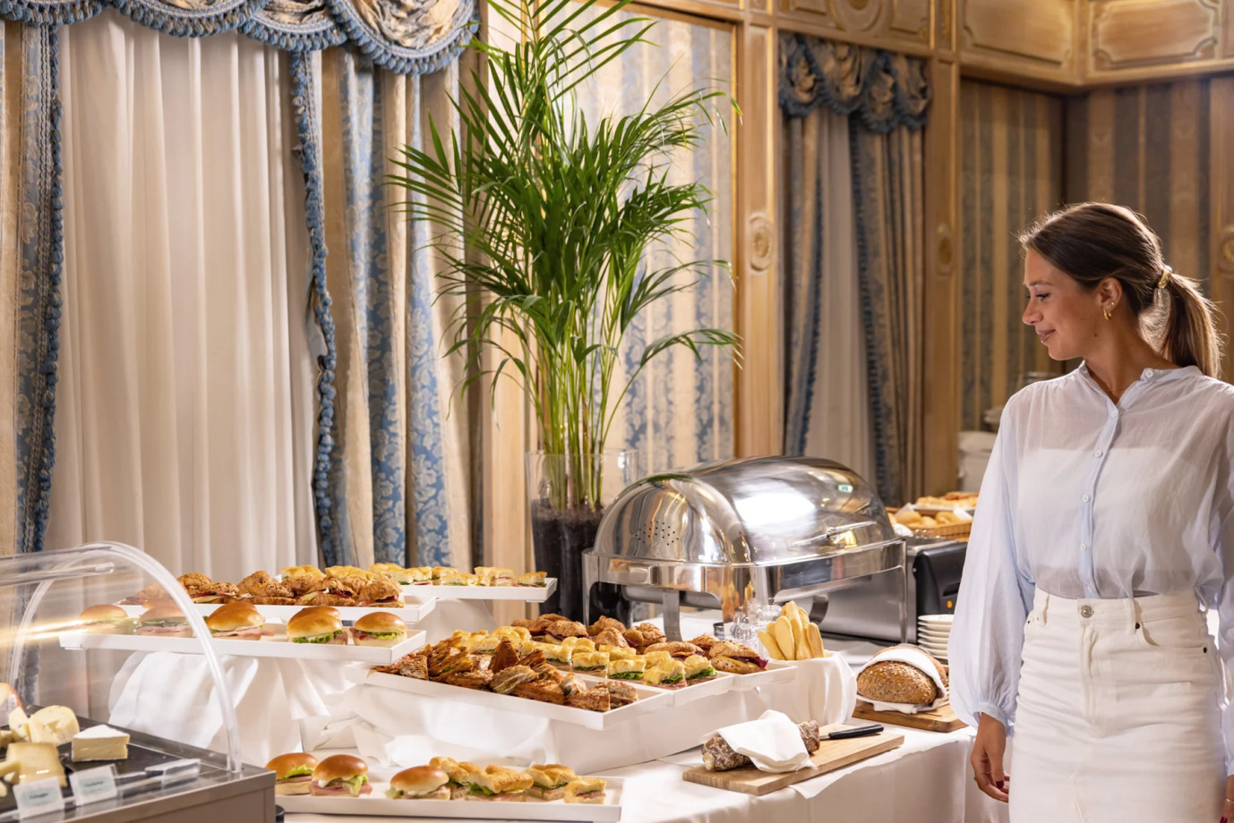 media.Slide_Colazione_2GrandHotelDesBains_Riccione