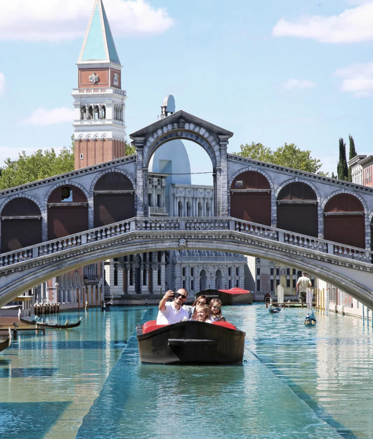 media.Slide_ItaliainMiniatura_1GrandHotelDesBains_Riccione